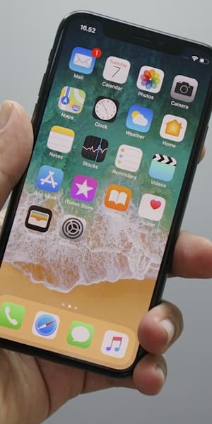 Sidebar Banner - iPhone 17 Pro Max