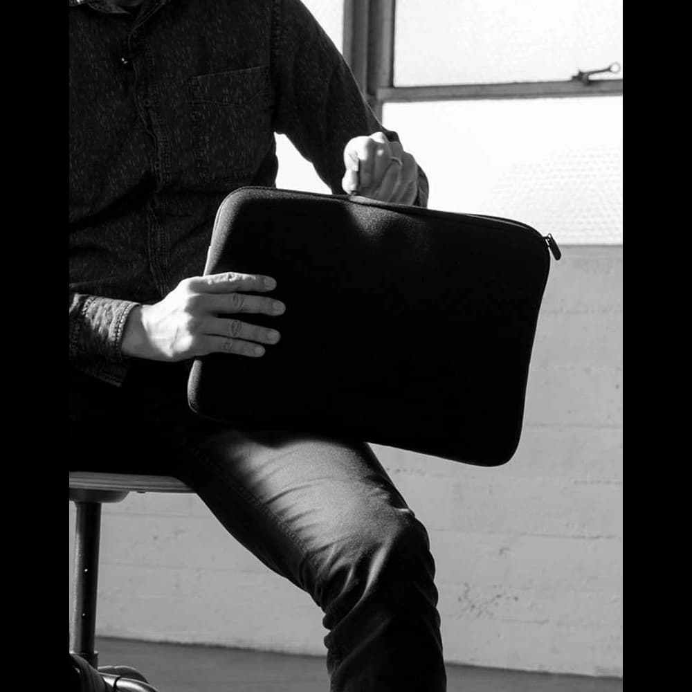 Case Incase Classic Sleeve Apple MacBook 13 Pro (schwarz) - 7