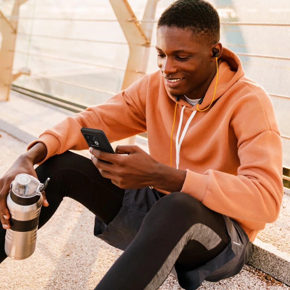 Etui Spigen Liquid Air OnePlus 10 Pro Matt Fekete - 11