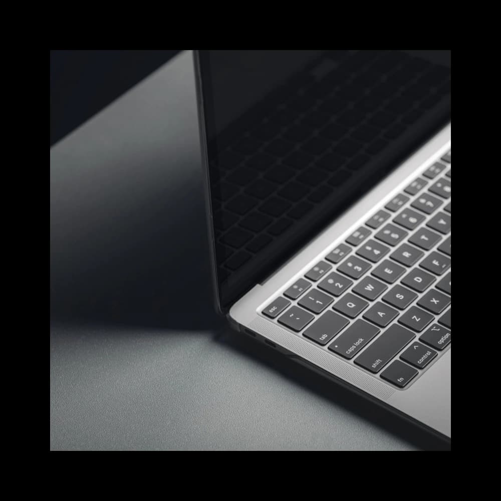Védőfólia Moshi iVisor XT Apple MacBook Pro 14" 2021-2025 (M1/M2/M3/M4/M5) (fekete keret) - 2