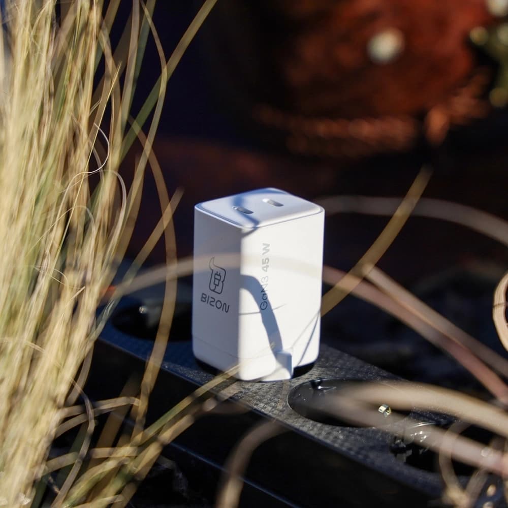 Bizon Charger VT-25B 25W USB-C PD, USB-A QC 4.0 GAN3 bílý - 8