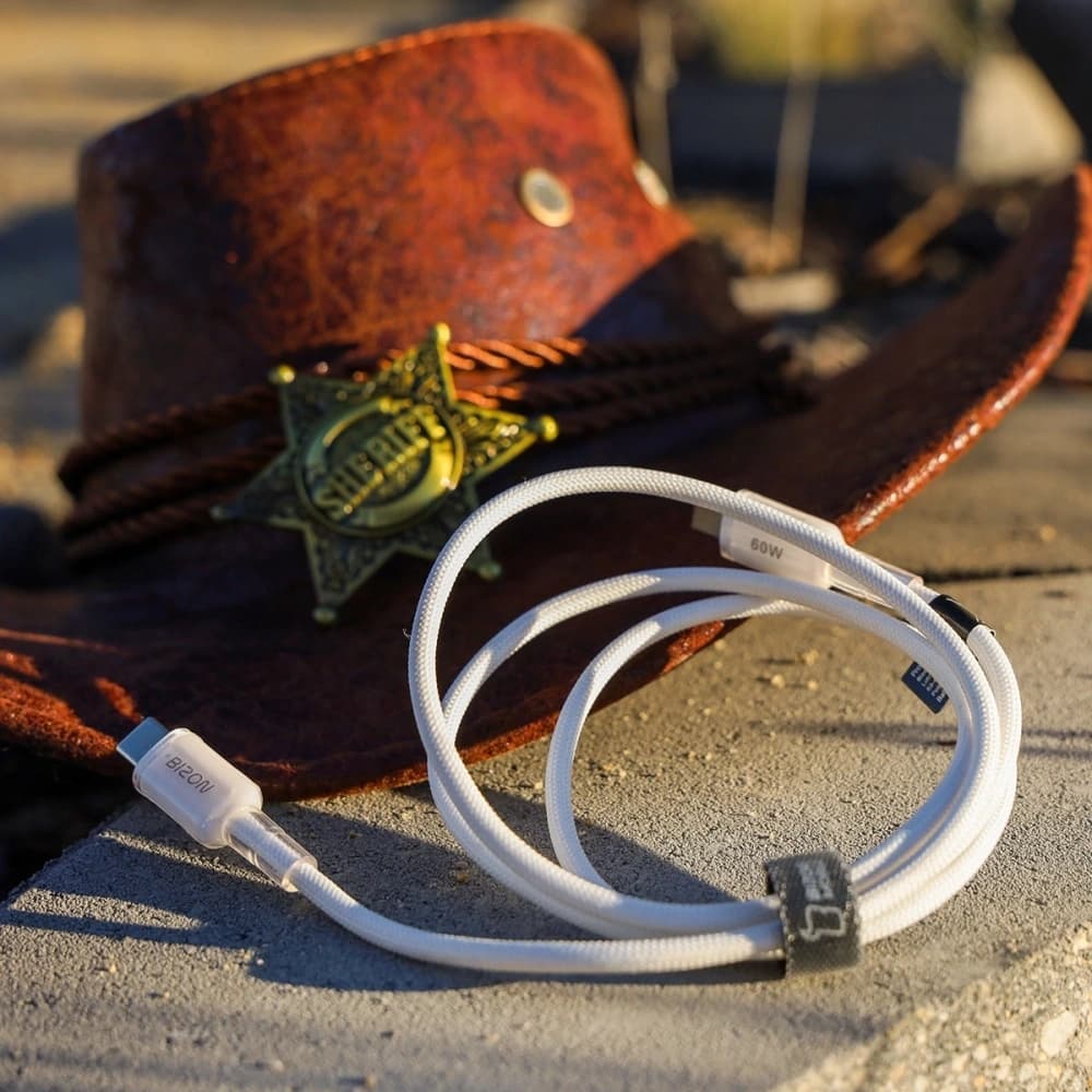 Bizon C354 Geflochtenes Kabel USB-C / USB-C 60W 1m
 - 11