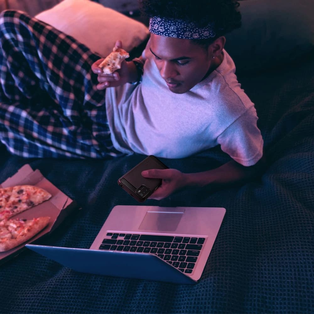 Etui Spigen Rugged Armor Pocophone M3 Pro 5G/Redmi Note 10 5G Matt Fekete - 15